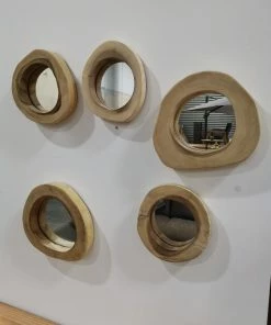 La Forma Cluster Mirrors